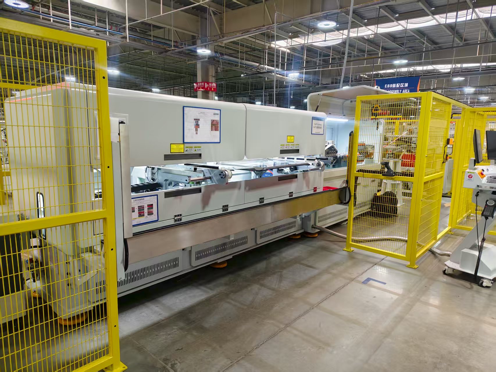 銅鋁排專業(yè)調(diào)直機(jī) 銅鋁排專業(yè)調(diào)直機(jī)